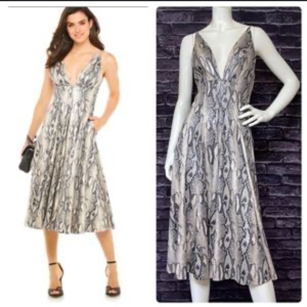 Jennifer López Cocktail Dress (leather faux)